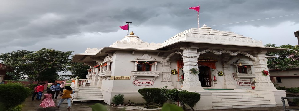 पार्वती योगाश्रम का मंदिर